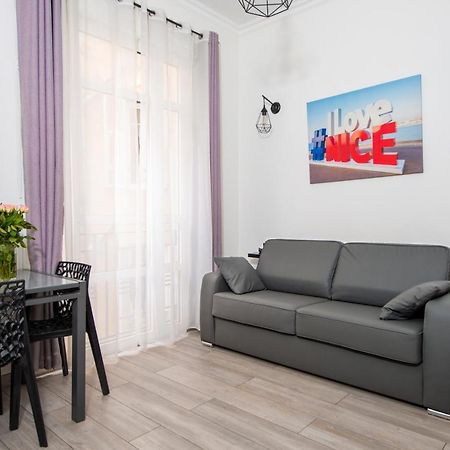 Nice Centre Flat - Modern, Quiet And Brand New Buitenkant foto