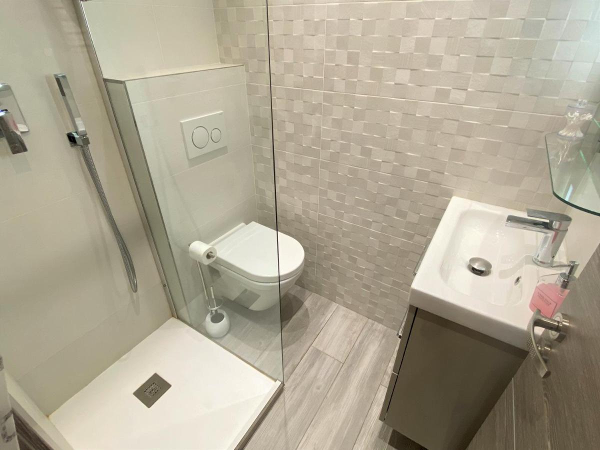 Nice Centre Flat - Modern, Quiet And Brand New Buitenkant foto