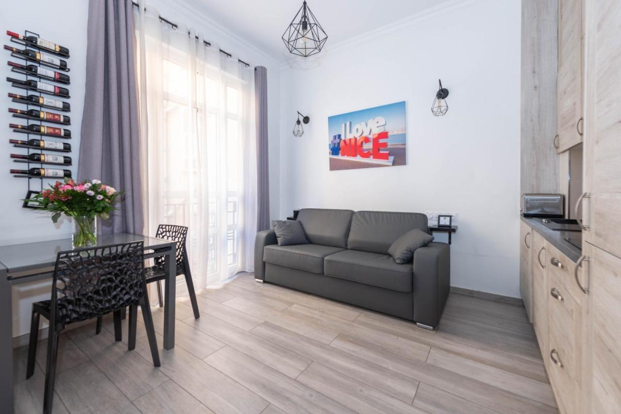Nice Centre Flat - Modern, Quiet And Brand New Buitenkant foto
